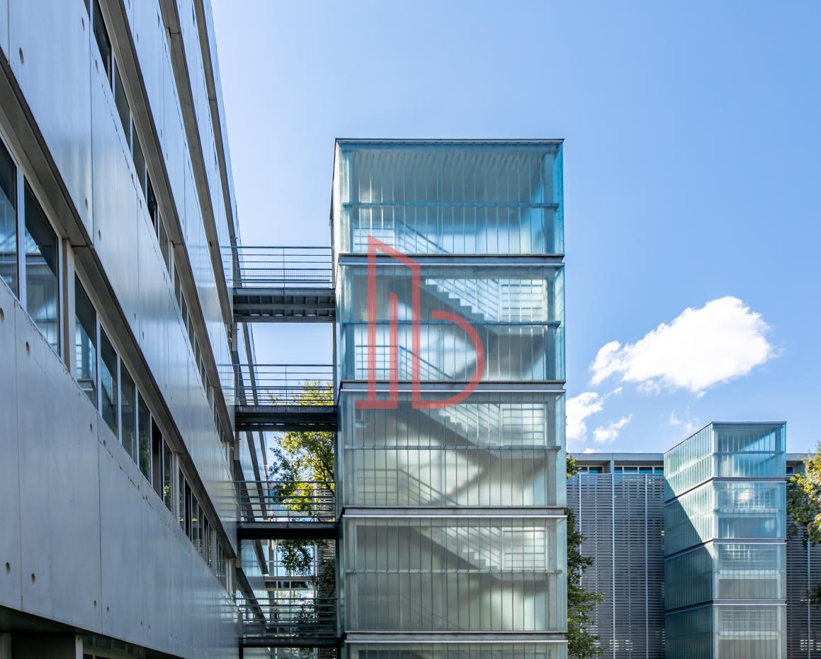 À louer Bureaux - Mérignac 33700 - 928.91m²