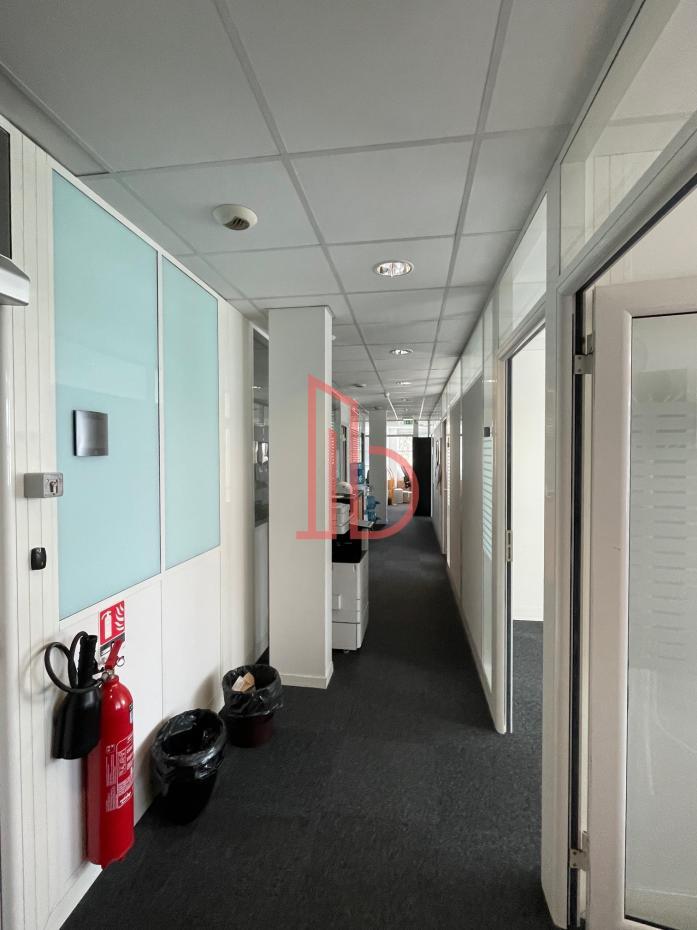 À louer Bureaux - Mérignac 33700 - 204.55m²