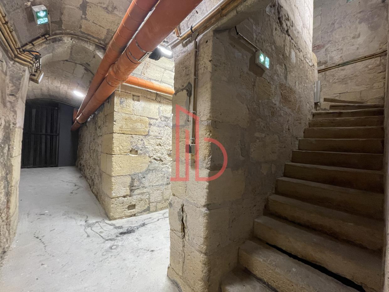 À louer Bureaux - Bordeaux 33000 - 444m²