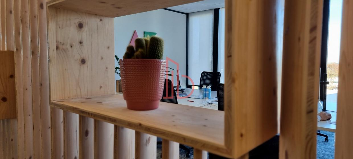 À louer Bureaux - Mérignac 33700 - 306.55m²