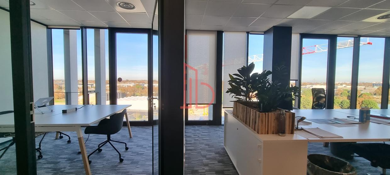 À louer Bureaux - Mérignac 33700 - 306.55m²