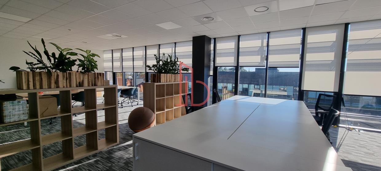 À louer Bureaux - Mérignac 33700 - 306.55m²