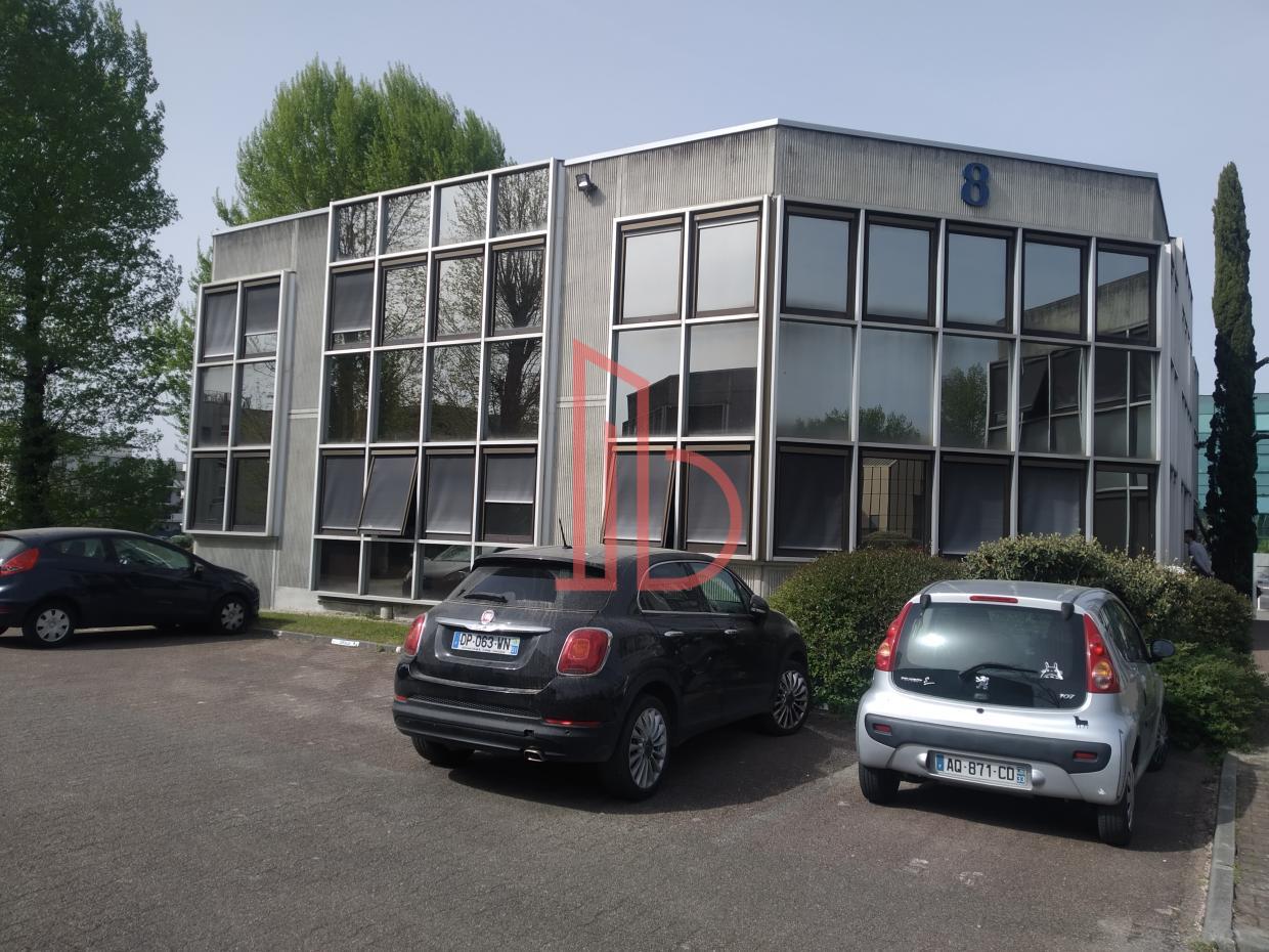 À louer Bureaux - Bruges 33520 - 95.28m²