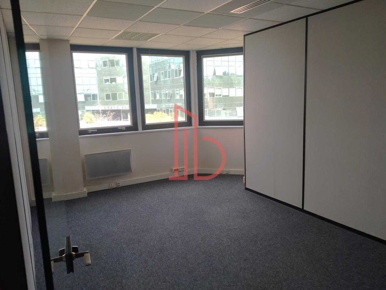 À louer Bureaux - Bruges 33520 - 95.28m²