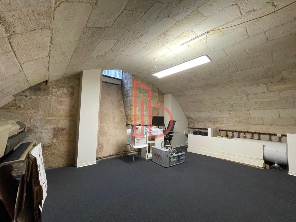 À louer Bureaux - Bordeaux 33000 - 120m²