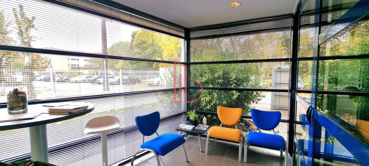 À louer Bureaux - Le Bouscat 33110 - 273.08m²