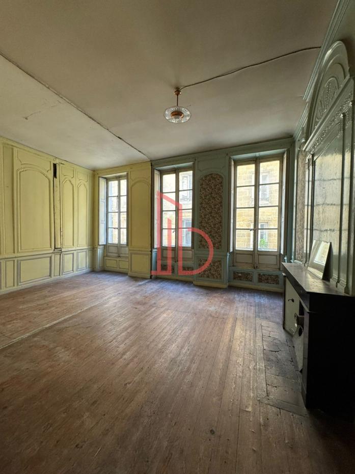 À louer Bureaux - Bordeaux 33000 - 156m²