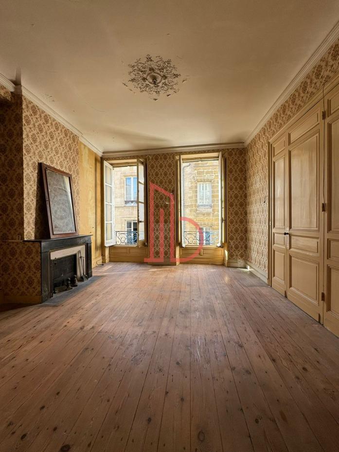 À louer Bureaux - Bordeaux 33000 - 156m²