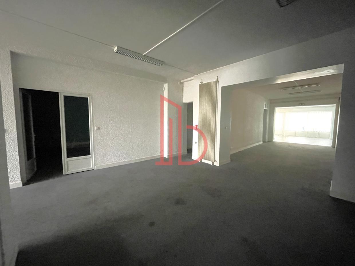 À vendre Commerce - Floirac 33270 - 200m²