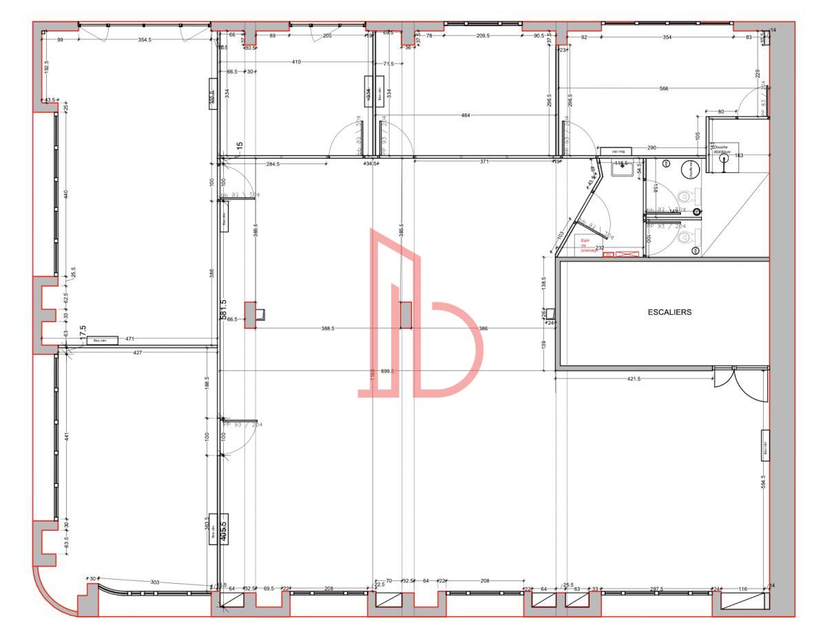 À louer Bureaux - Bordeaux 33300 - 273m²