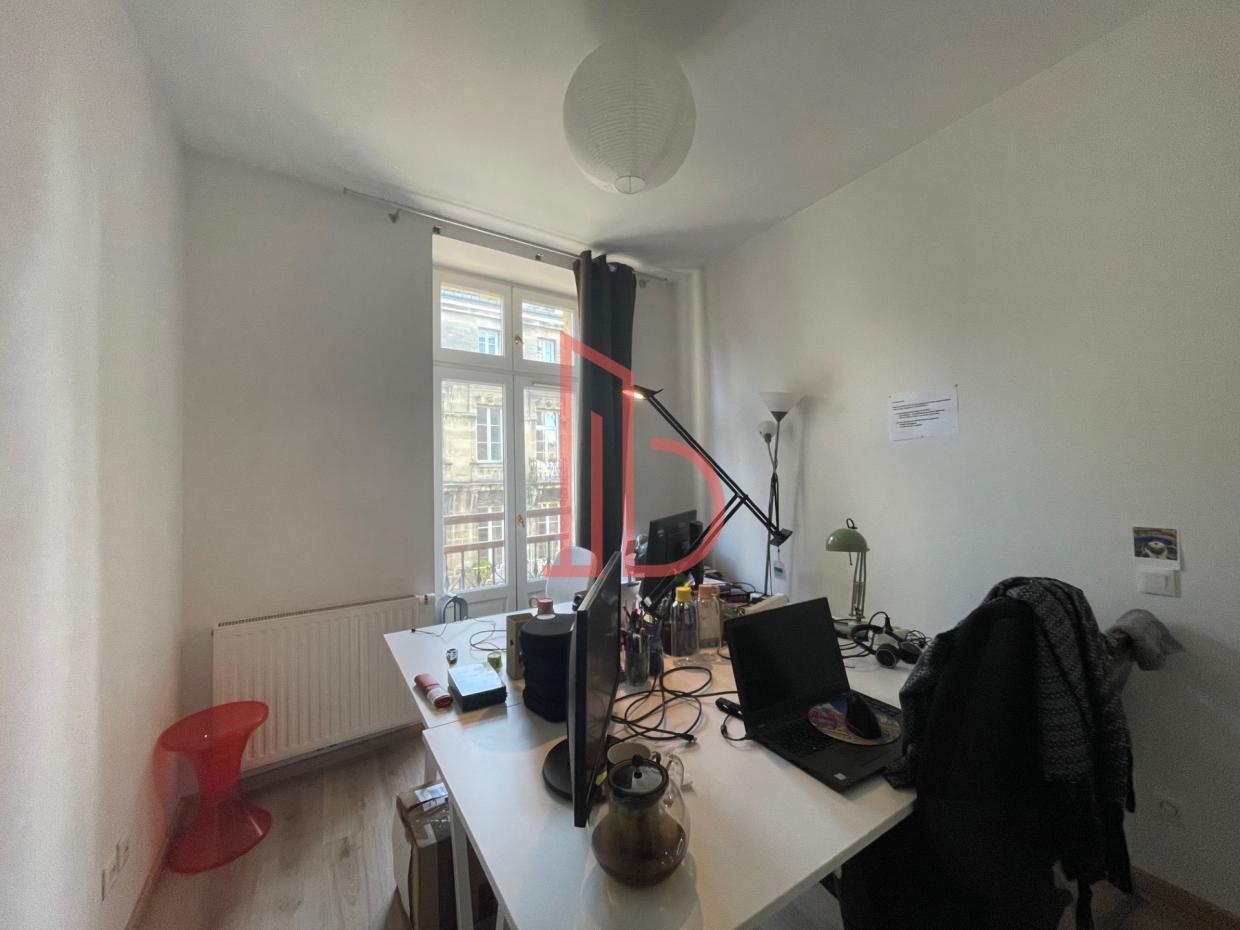 À louer Bureaux - Bordeaux 33000 - 100m²