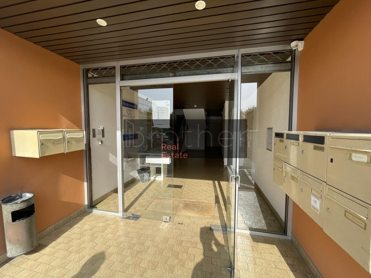 À louer Bureaux - Mérignac 33700 - 334.35m²