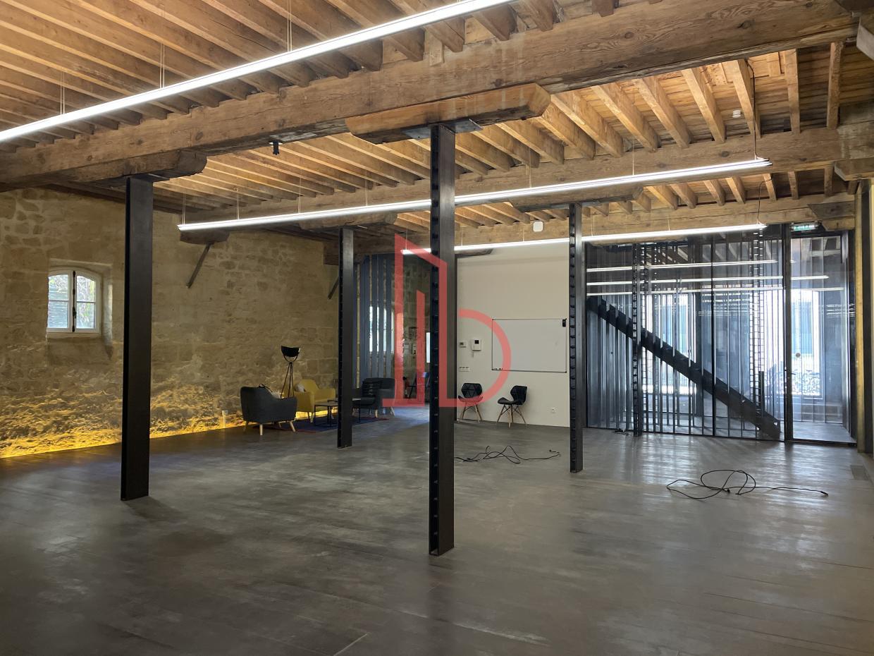 À louer Bureaux - Bordeaux 33000 - 630m²