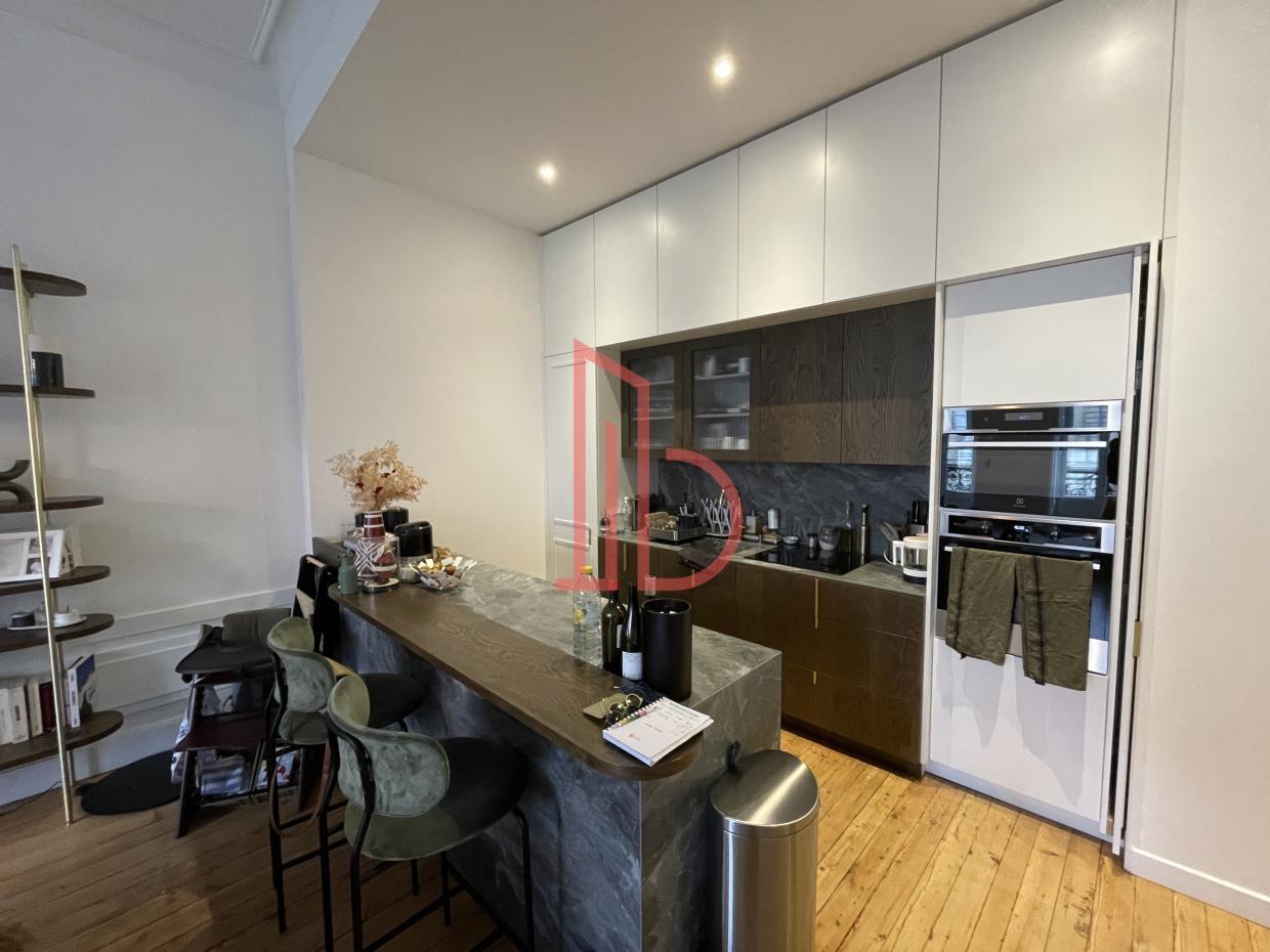 À vendre Bureaux - Bordeaux 33000 - 114m²