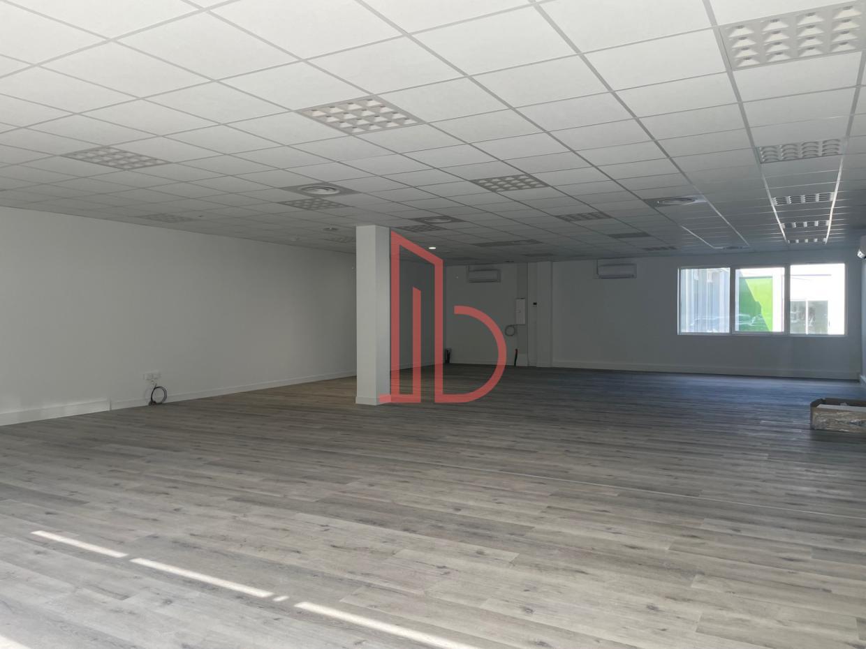 À louer Bureaux - Canéjan 33610 - 155m²
