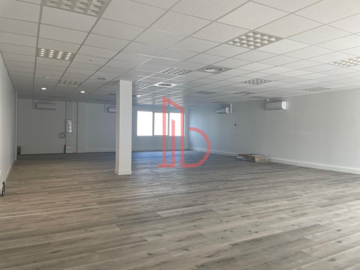 À louer Bureaux - Canéjan 33610 - 155m²