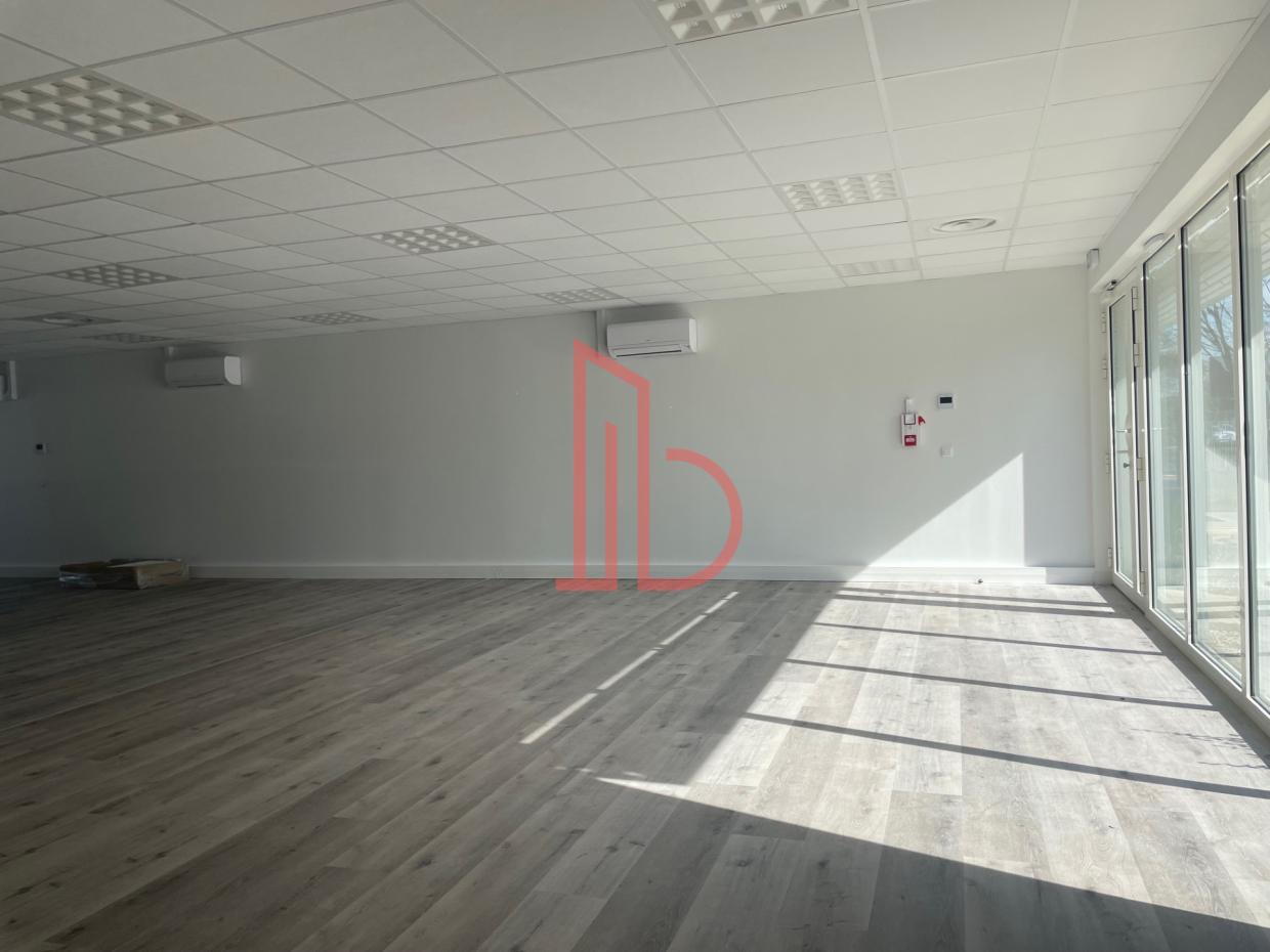 À louer Bureaux - Canéjan 33610 - 155m²