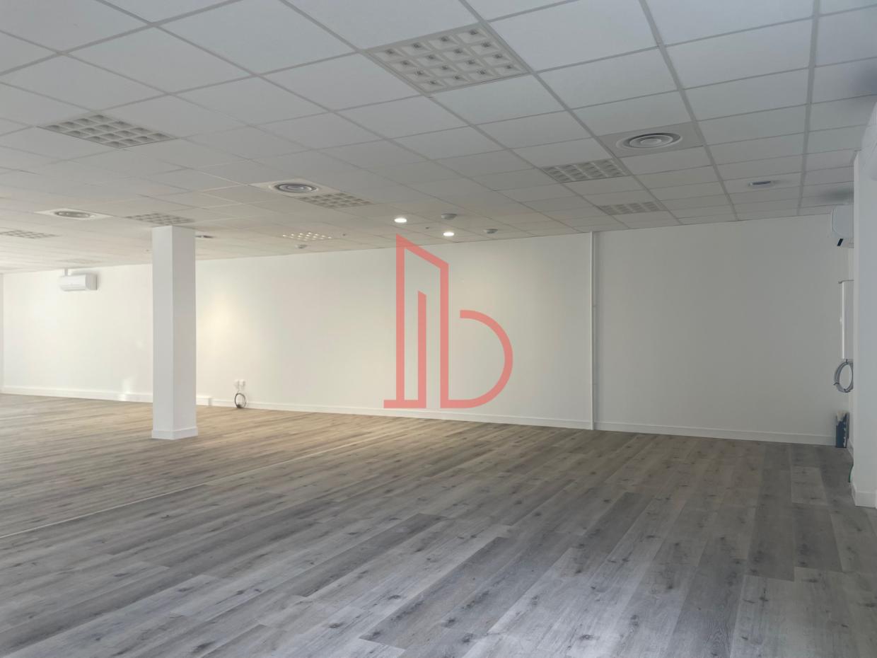 À louer Bureaux - Canéjan 33610 - 155m²