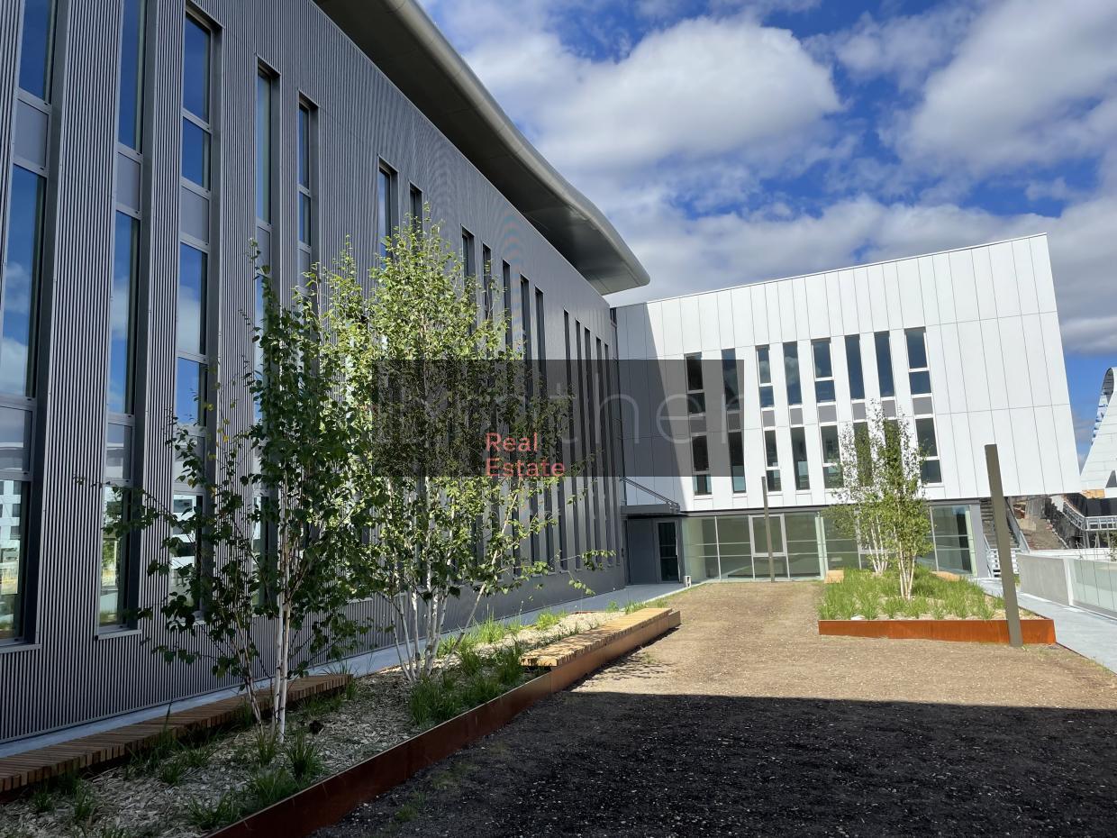 À louer Bureaux - Mérignac 33700 - 2956.41m²