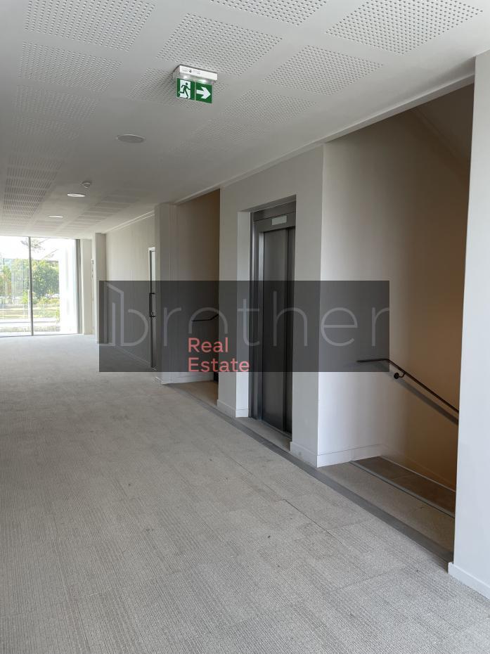 À louer Bureaux - Mérignac 33700 - 2956.41m²