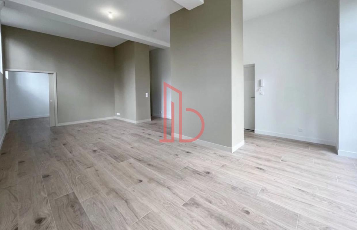 À louer Bureaux - Bordeaux 33800 - 70m²