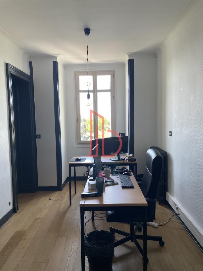 À vendre Bureaux - Bègles 33130 - 504.19m²