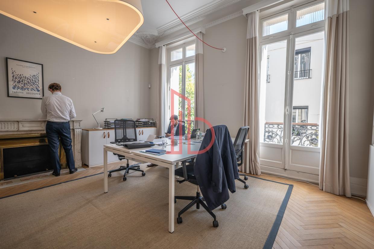 À louer Bureaux - Bordeaux 33000 - 30m²