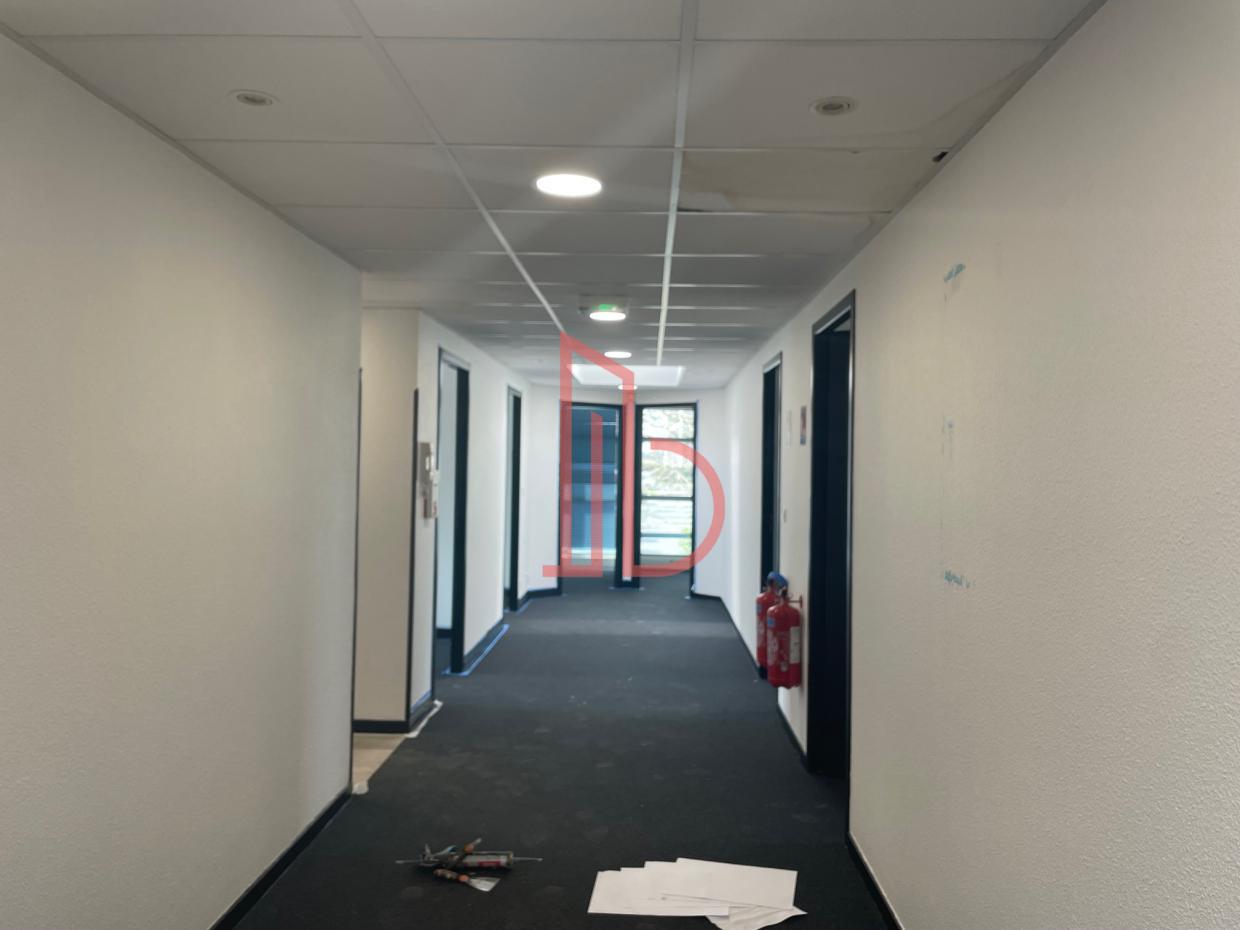 À louer Bureaux - Mérignac 33700 - 860m²