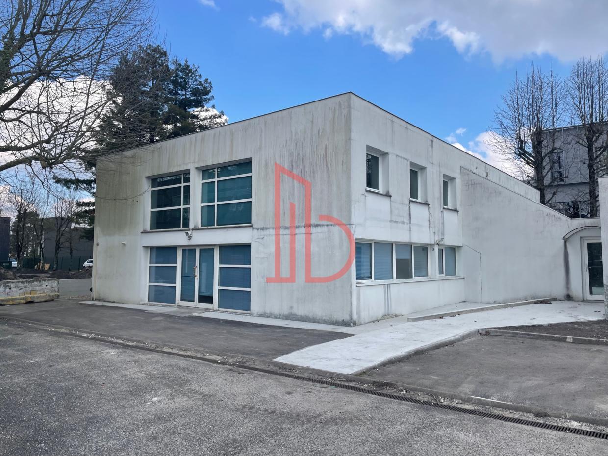 À louer Bureaux - Mérignac 33700 - 860m²