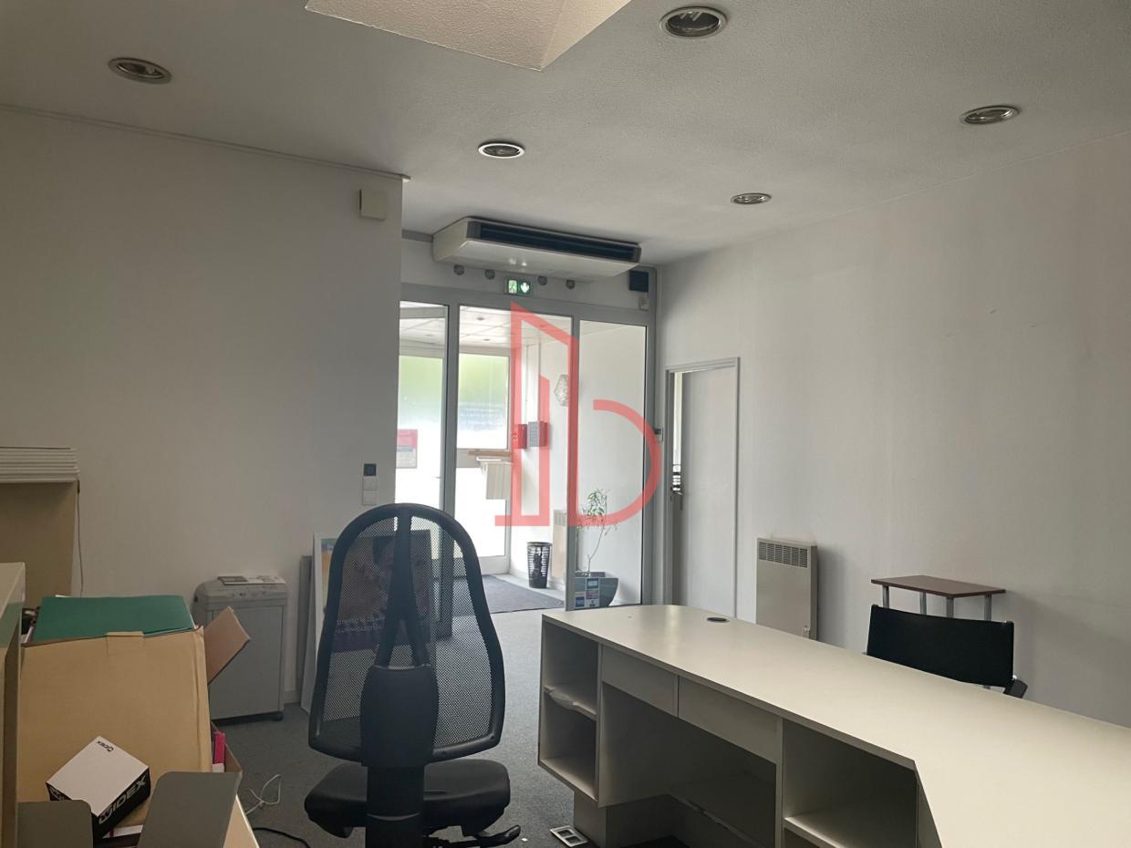 À louer Bureaux - Bordeaux 33000 - 250m²