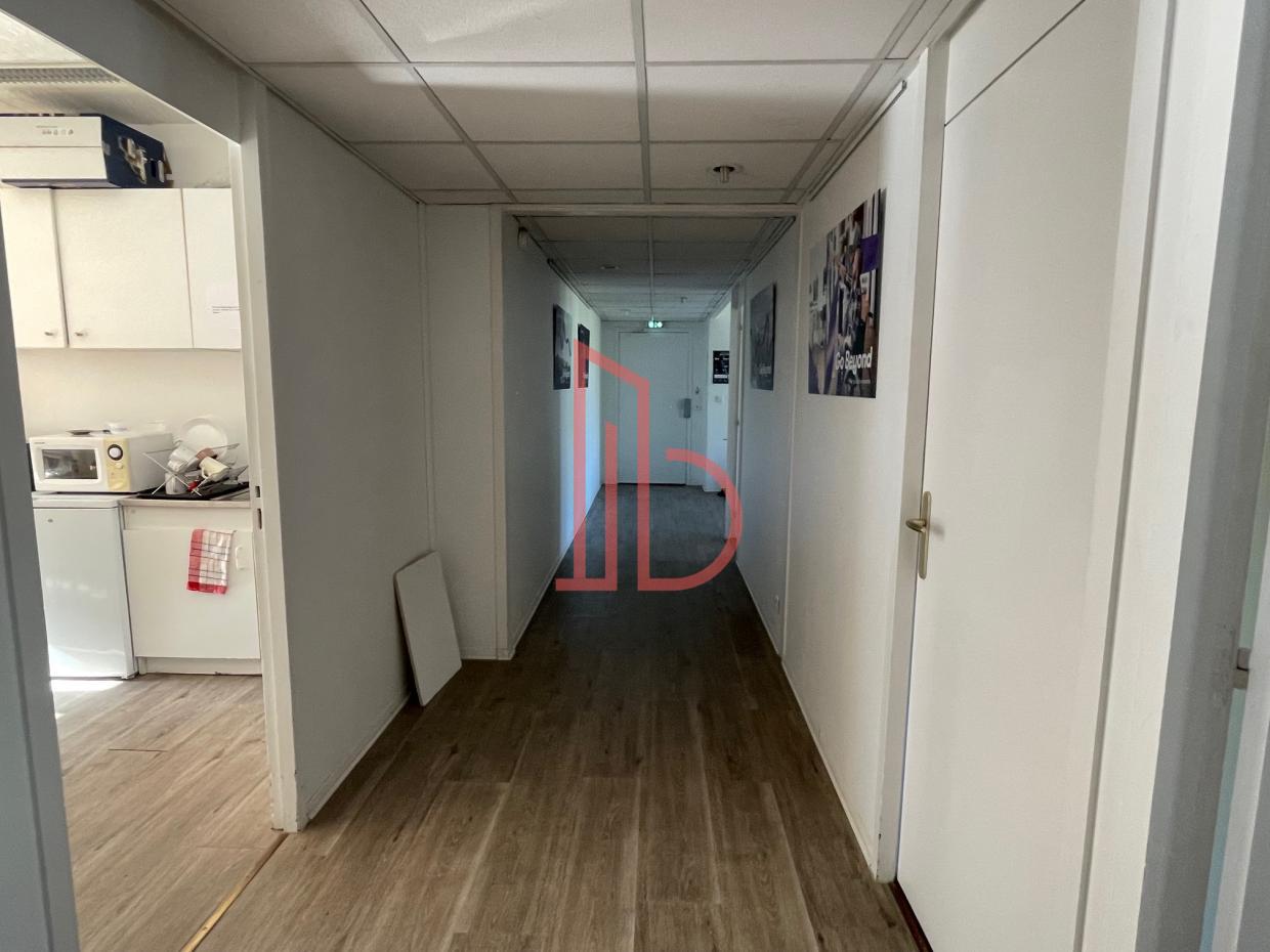 À vendre Bureaux - Bordeaux 33200 - 255m²