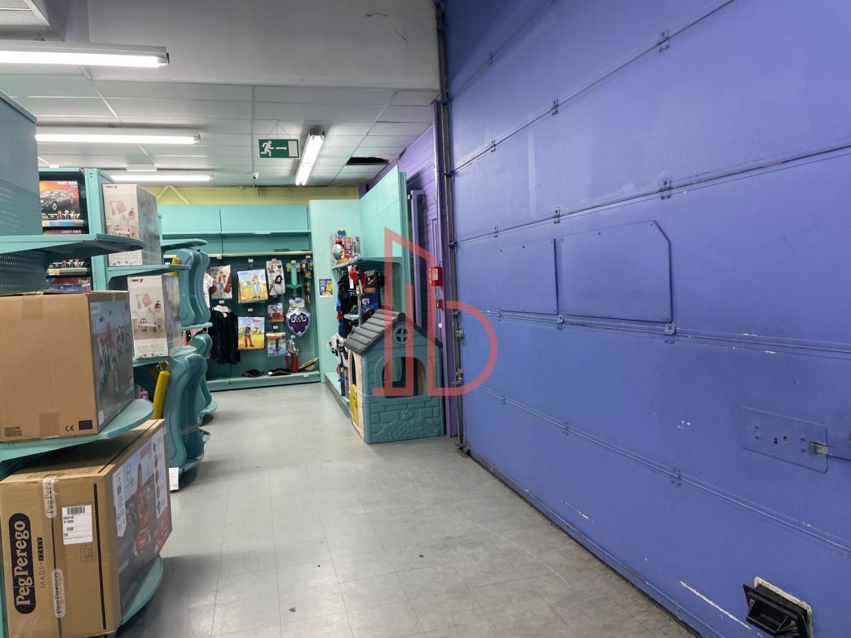 À louer Commerce - Bouliac 33270 - 890m²