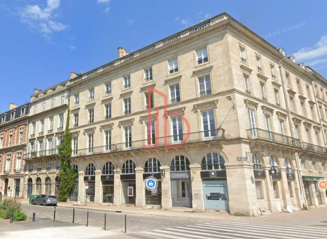 À louer Bureaux - Bordeaux 33000 - 441m²