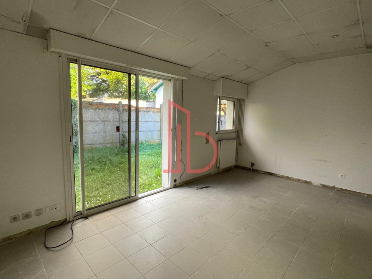 À vendre Bureaux - Villenave-d'Ornon 33140 - 183m²