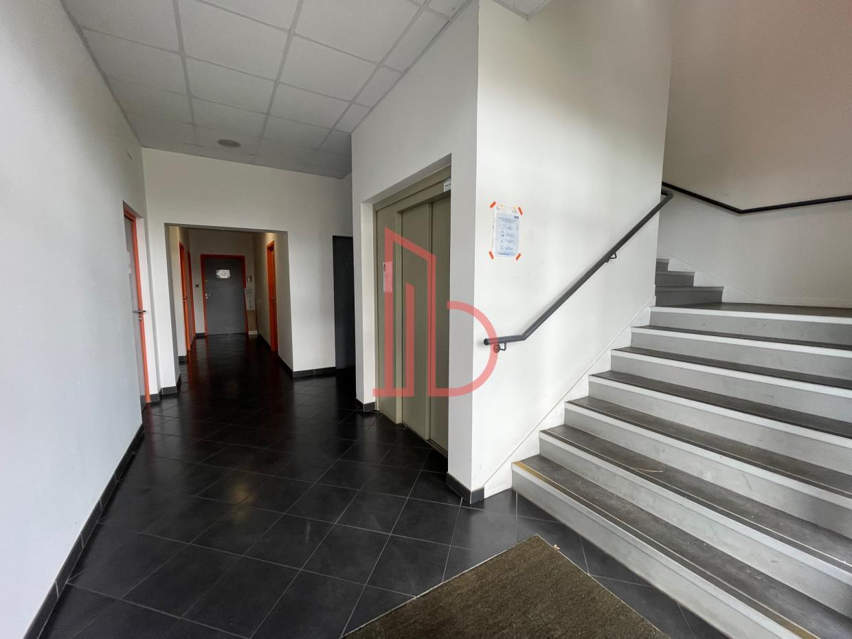 À louer Bureaux - Gradignan 33170 - 490m²