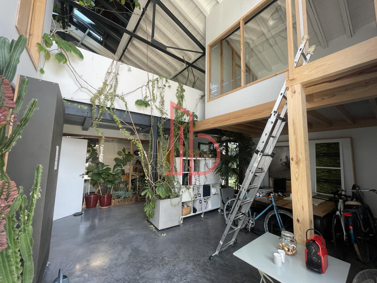 À vendre Bureaux - Bordeaux 33300 - 250m²