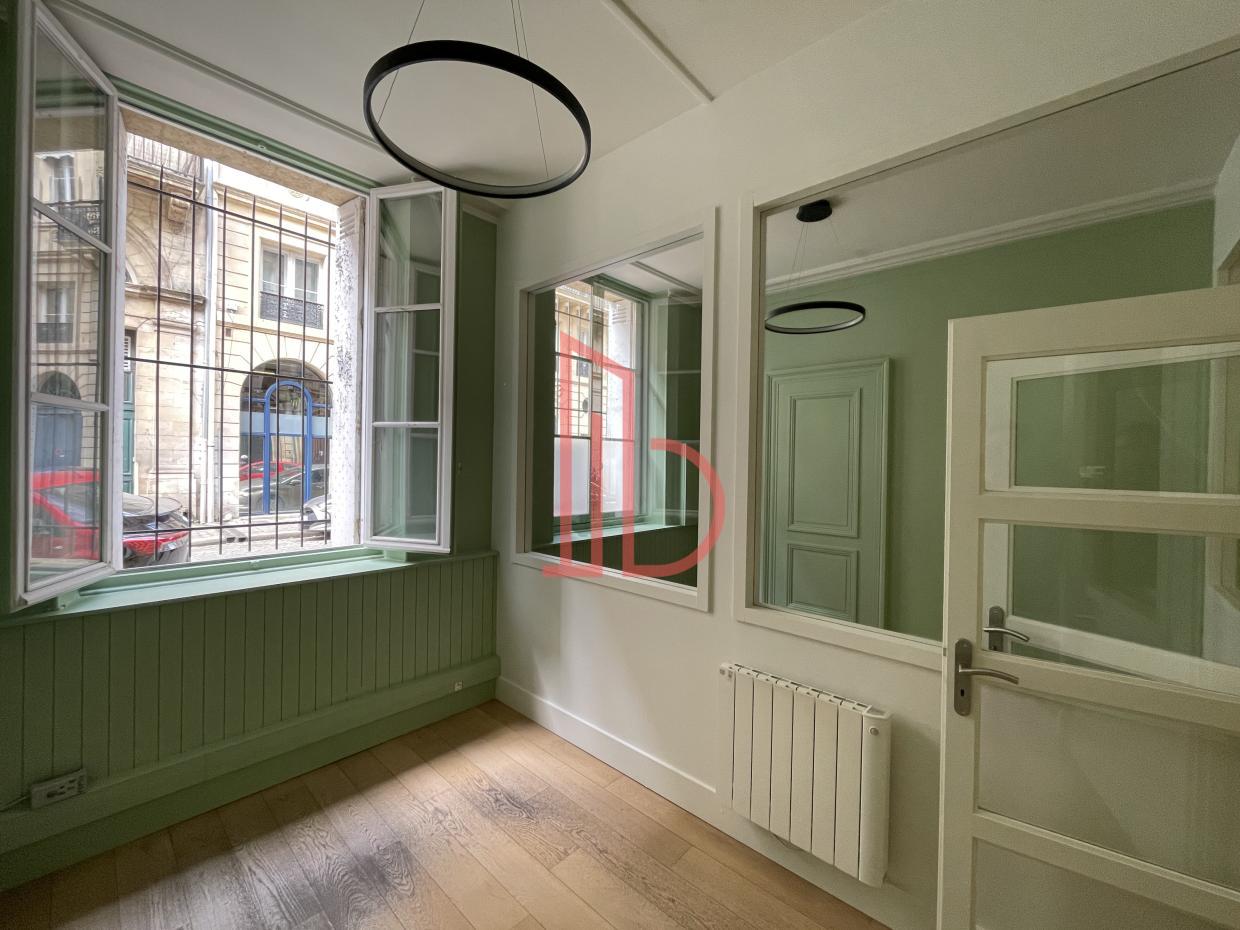 À vendre Bureaux - Bordeaux 33000 - 86m²