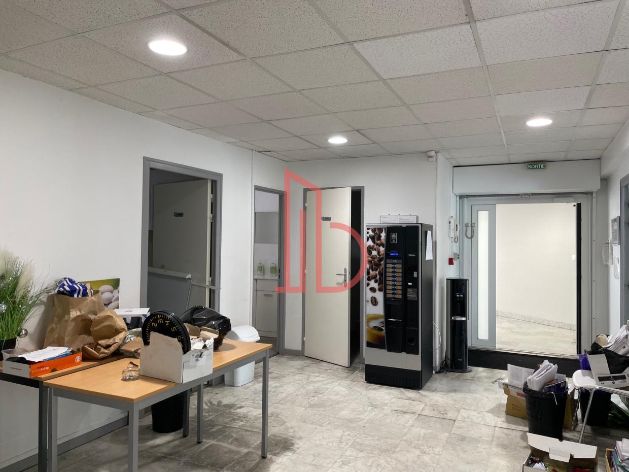 À louer Bureaux - Bordeaux 33000 - 321m²