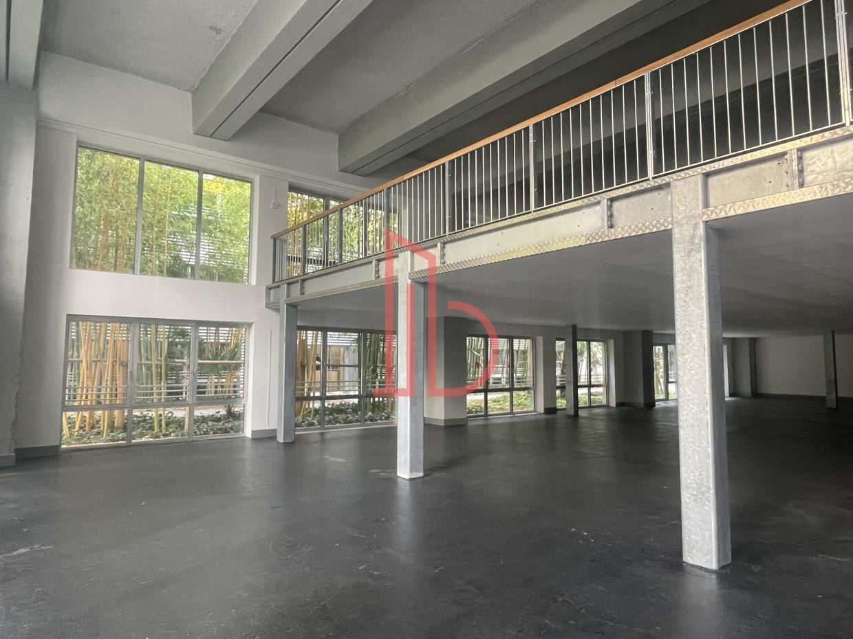 À vendre Bureaux - Bègles 33130 - 687m²