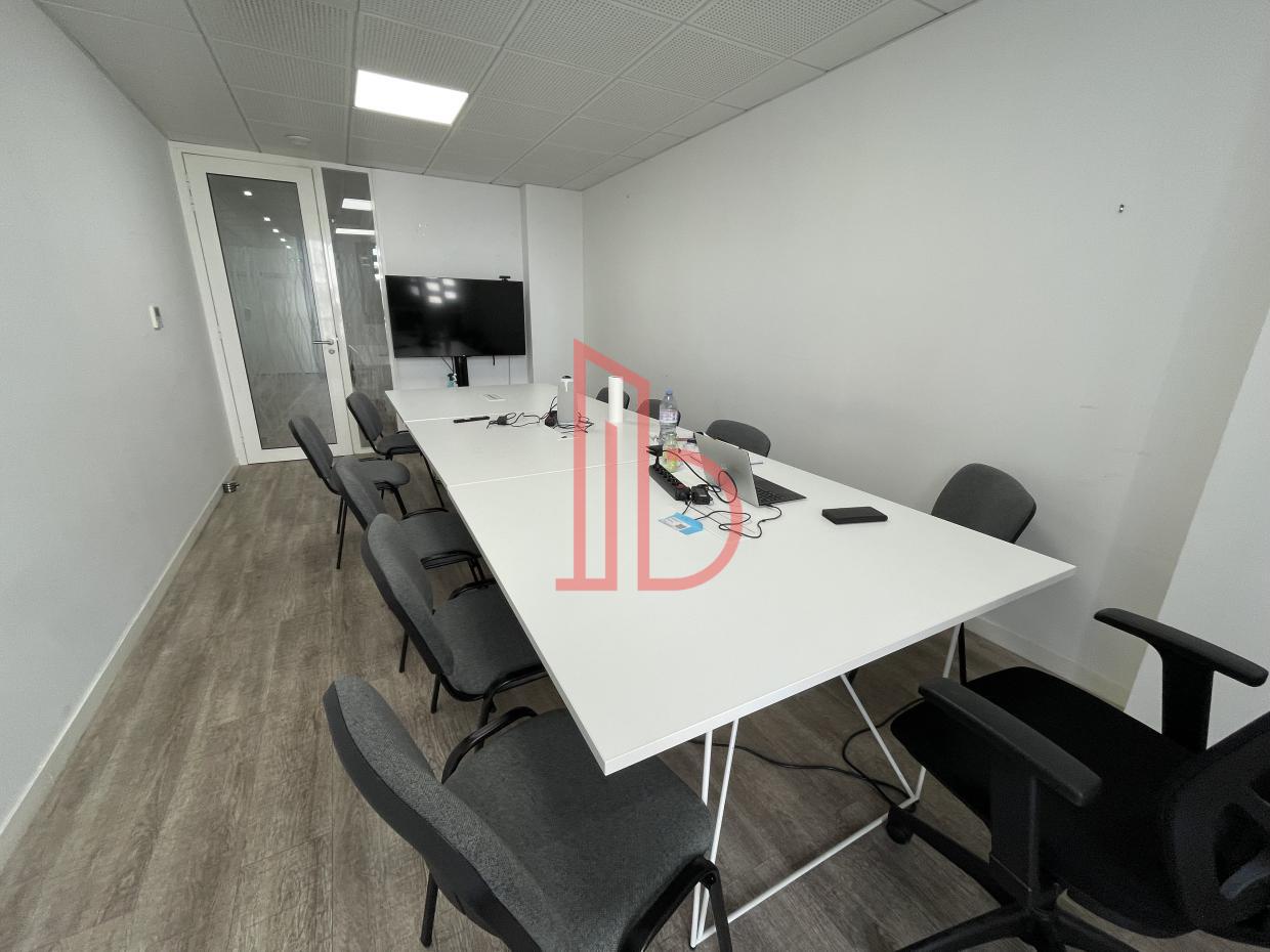 À louer Bureaux - Bordeaux 33000 - 125m²