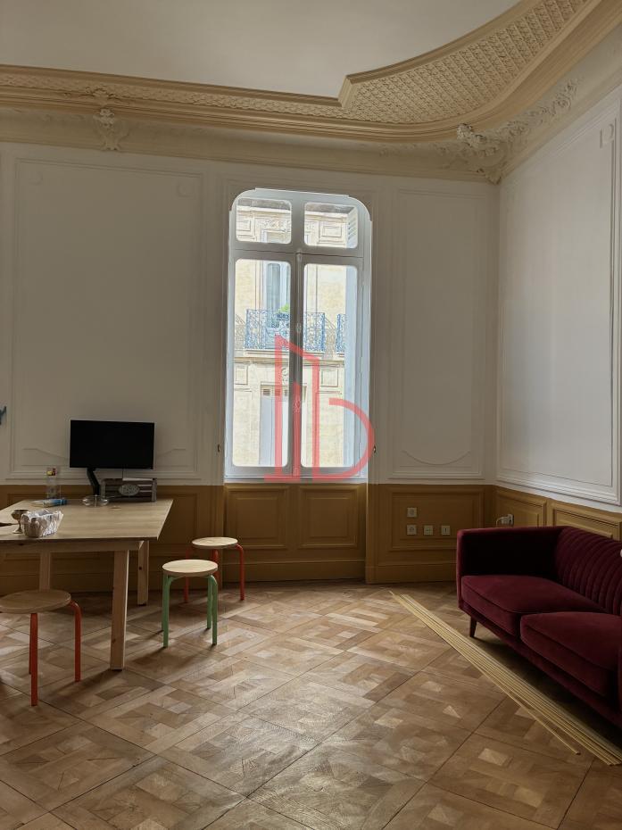 À louer Bureaux - Bordeaux 33000 - 50m²