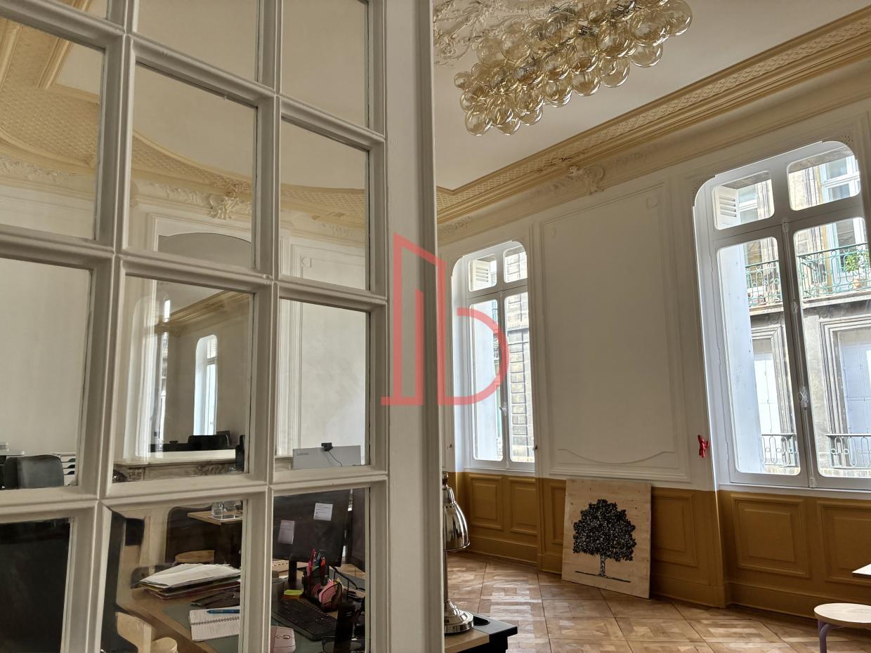 À louer Bureaux - Bordeaux 33000 - 50m²