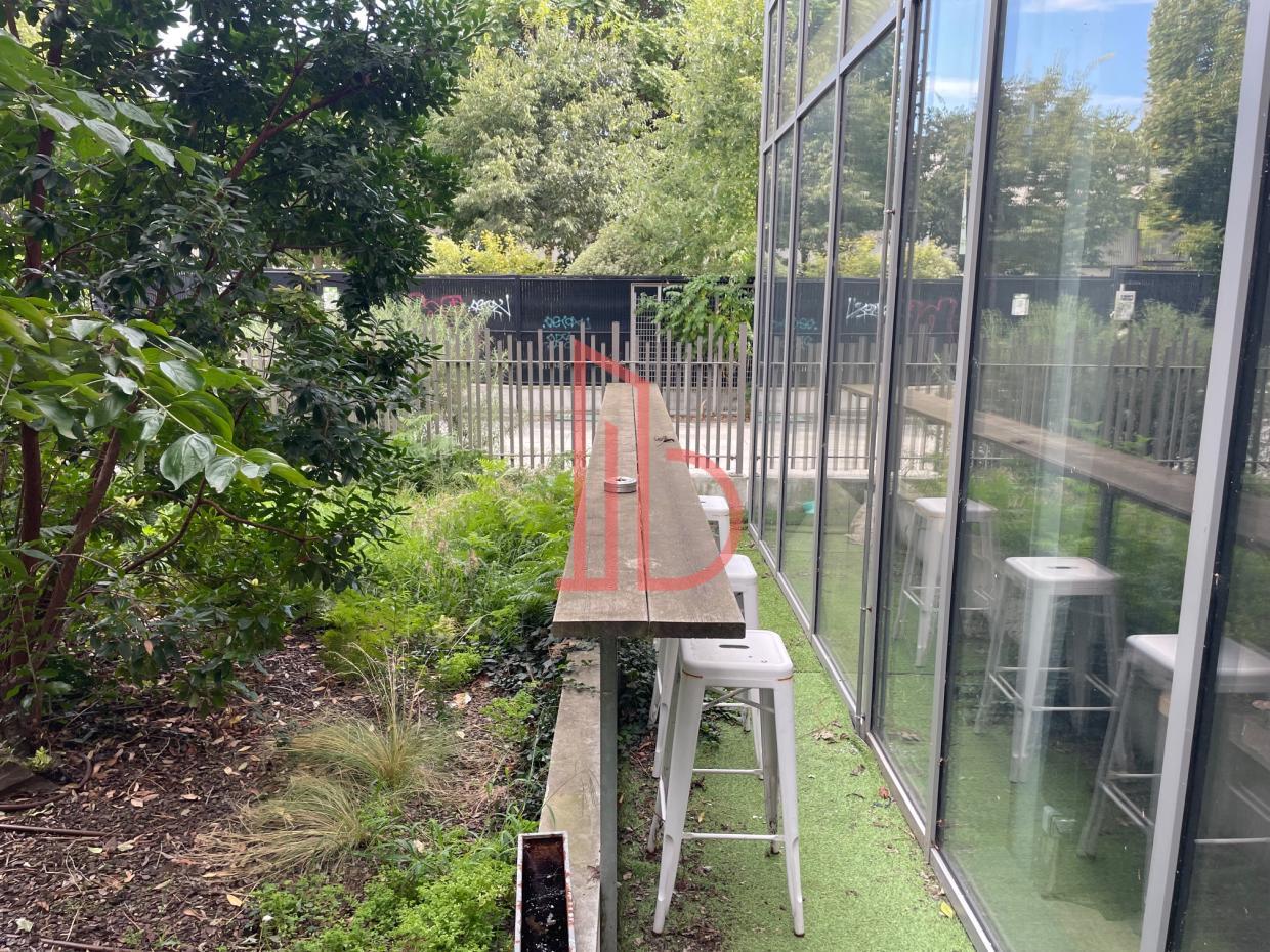 À louer Bureaux - Bordeaux 33800 - 200m²