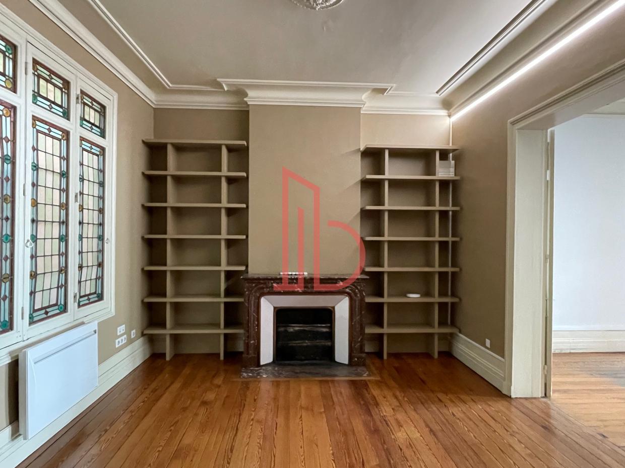 À vendre Bureaux - Bordeaux 33000 - 130m²