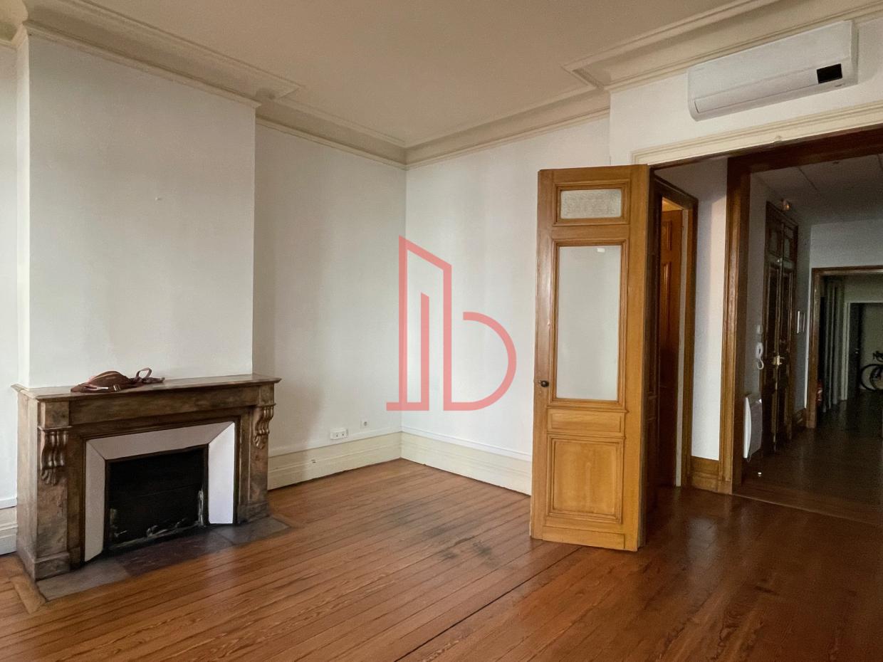 À vendre Bureaux - Bordeaux 33000 - 130m²