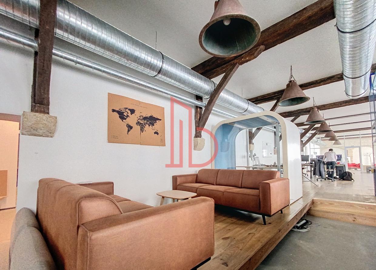 À louer Bureaux - Bordeaux 33000 - 515m²