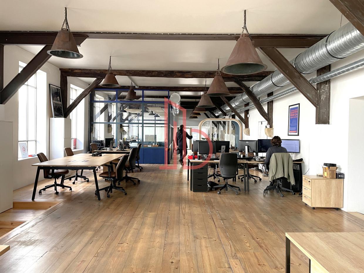 À louer Bureaux - Bordeaux 33000 - 515m²