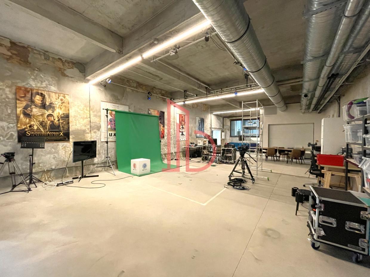 À louer Bureaux - Bordeaux 33000 - 515m²