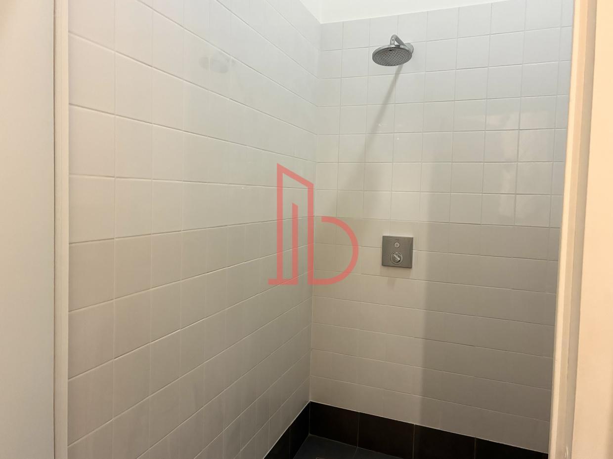 À louer Bureaux - Bordeaux 33800 - 103m²