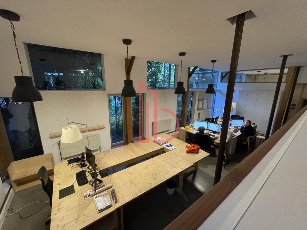 À louer Bureaux - Bordeaux 33300 - 130m²